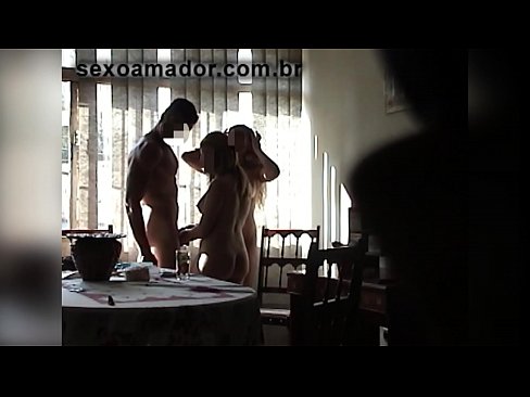 ❤️ Sex kamarátky pozývajú obrovského muža a trojku s ním ❤❌ Porno na sk.xlxxporno.ru ❌❤